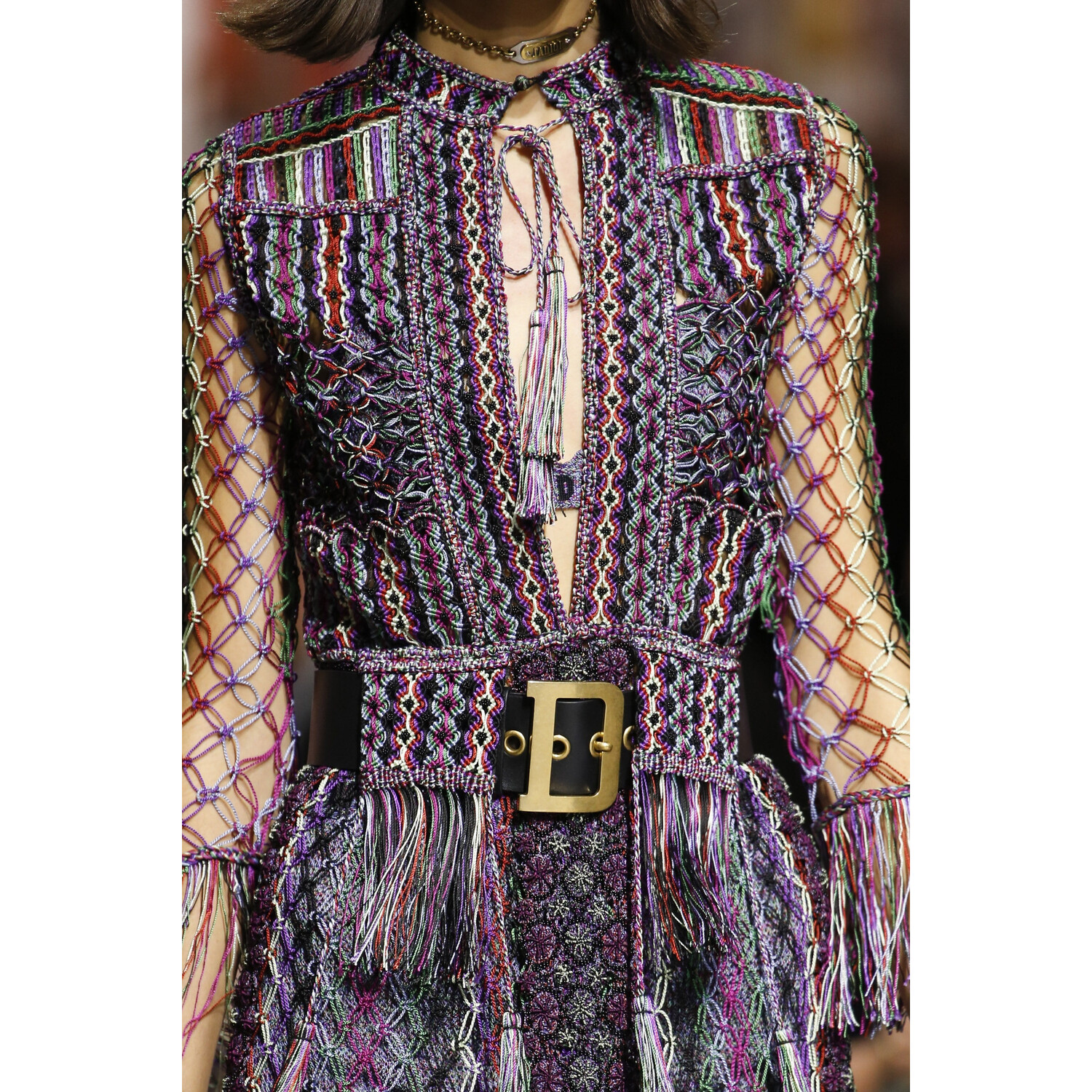 Фото Details Christian Dior , Details Dior Fall 2018 Ready-to-Wear , Детали показа Кристиан Диор , Детали показа Диор осень зима 2018 , Fashion show , неделя моды в Париже , PFW , Мария Грация Кьюри , Mainstyles
